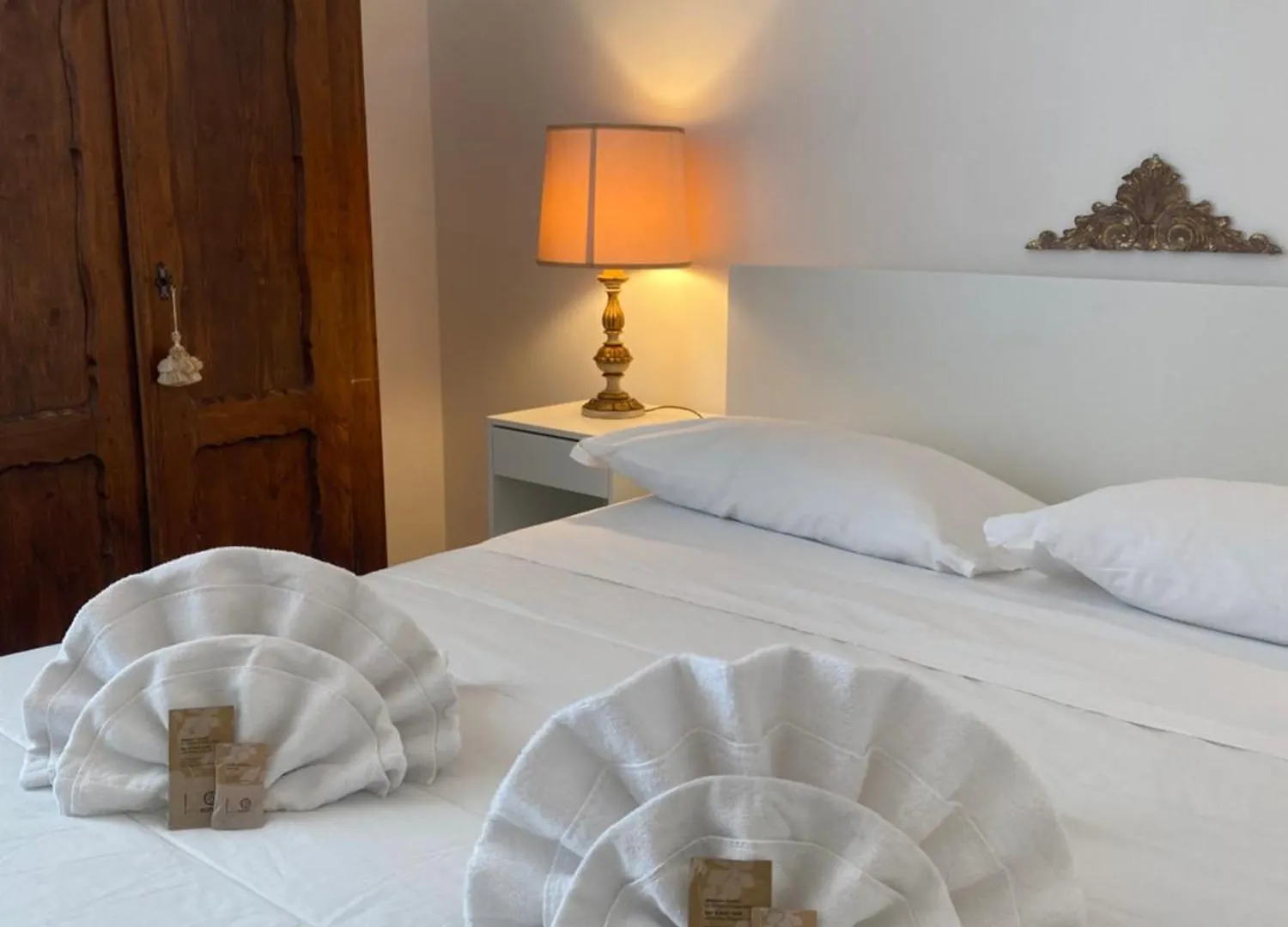 Casa Mari In Trastevere contacts